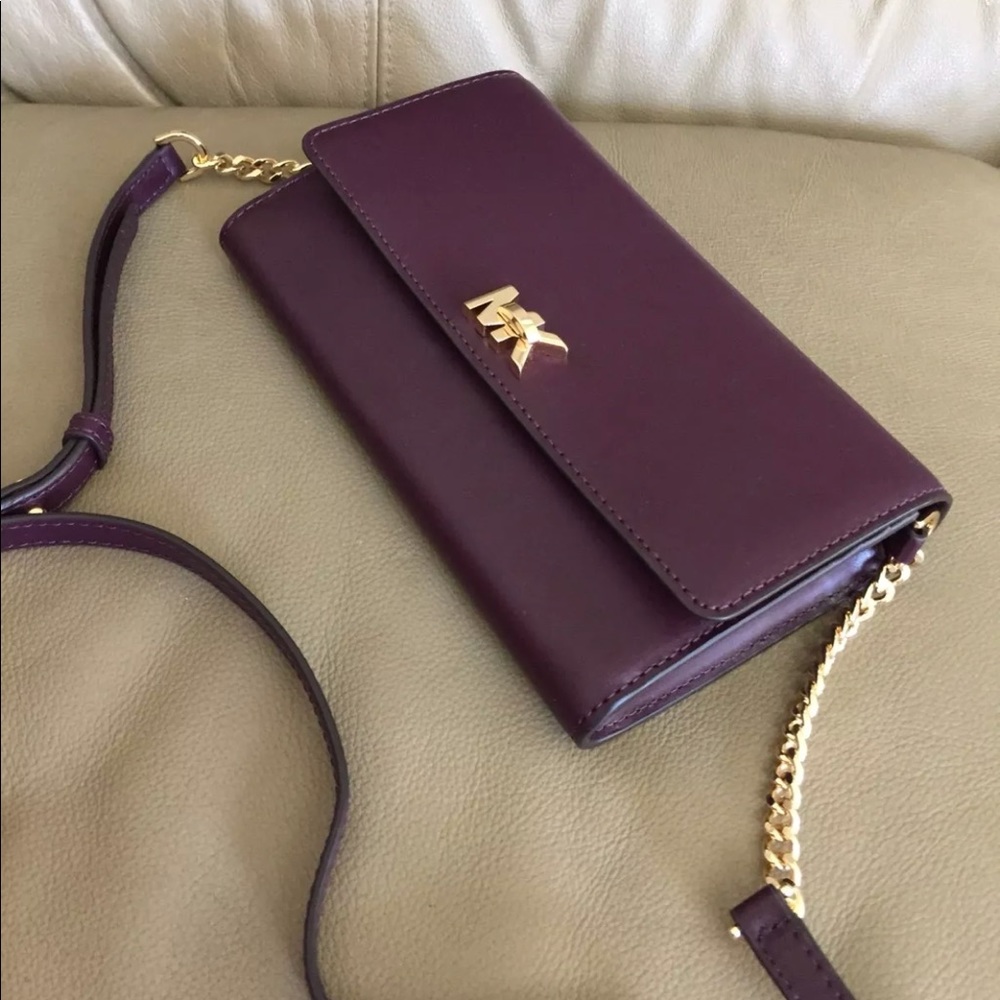 Michael Kors Crossbody Bag wallet